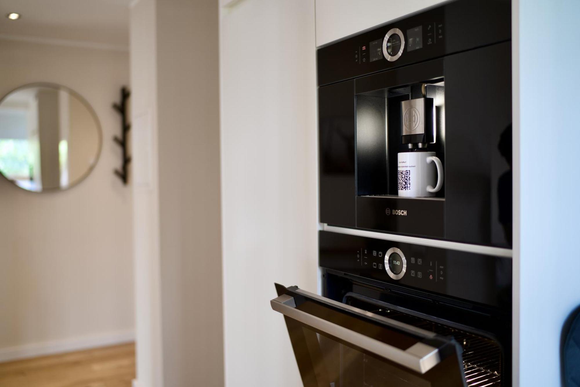 Edler Wohnraum Noble Stadtoase Mit Boxspringbett, Kaffeevollautomat & Parkplatz Zwickau Exteriör bild